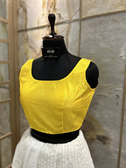 Exclusive Short Sleeves Design Blouse - Yellow