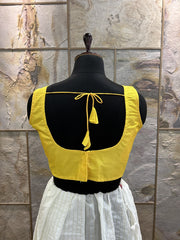 Exclusive Short Sleeves Design Blouse - Yellow