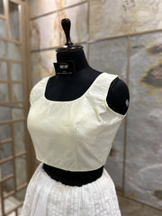 Exclusive Short Sleeves Design Blouse - Off-white