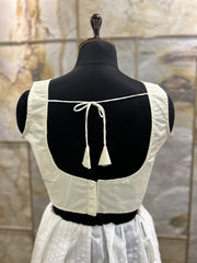 Exclusive Short Sleeves Design Blouse - Off-white