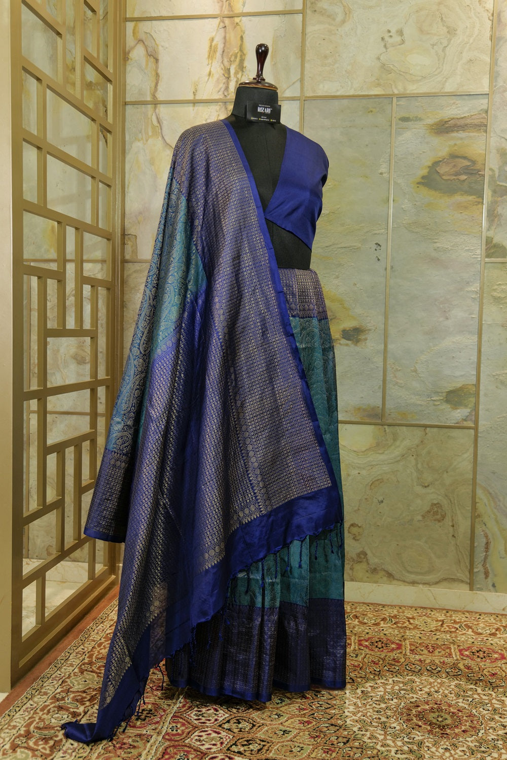 Teal shade Elegant Kanjivaram Hand Woven Pure Silk