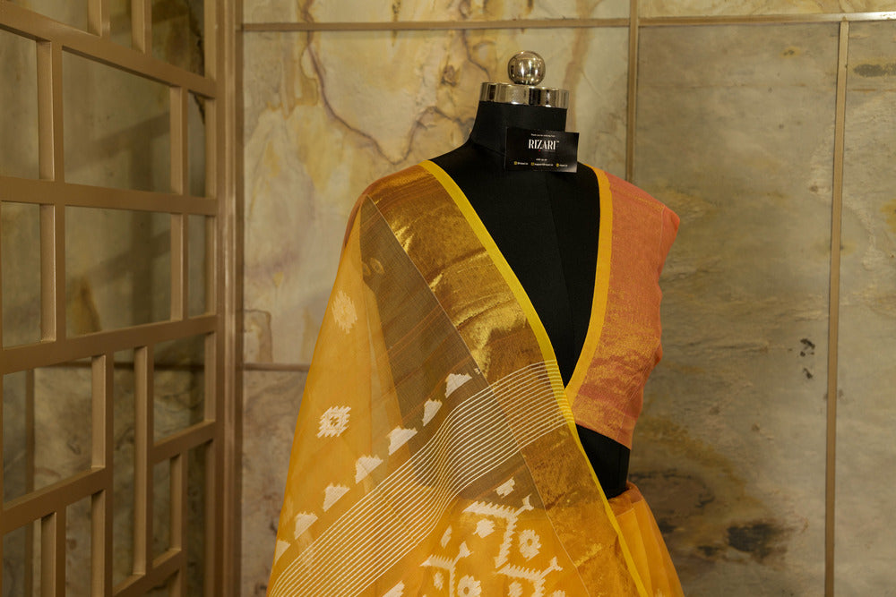 Amber Exclusive Handwoven Benarasi Jamdani Saree