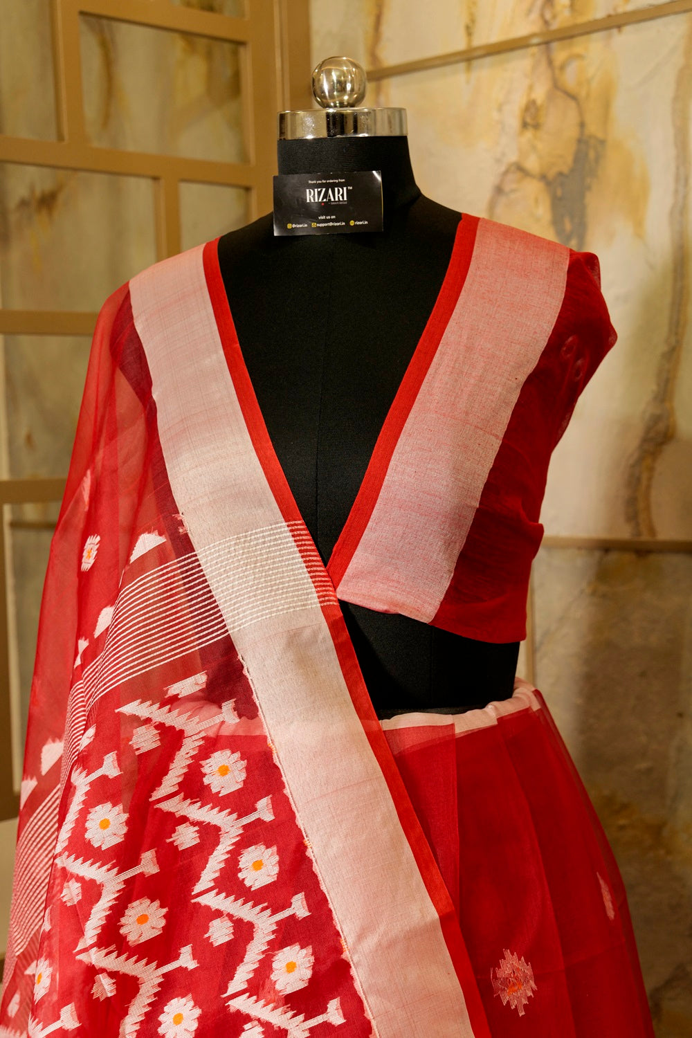 Red Exclusive Handwoven Benarasi Jamdani Saree