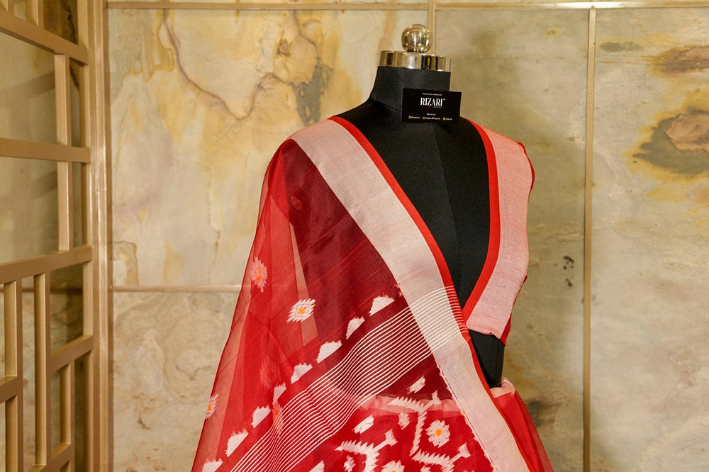 Red Exclusive Handwoven Benarasi Jamdani Saree