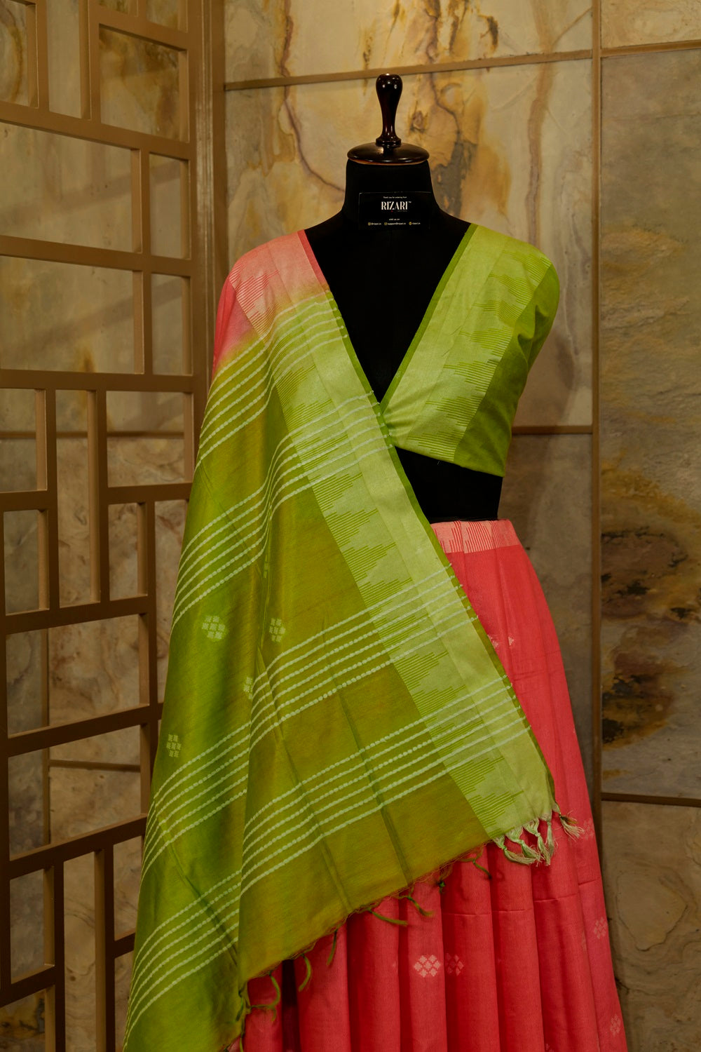 Pink Saree with weaving all over & light Green shade Pallu