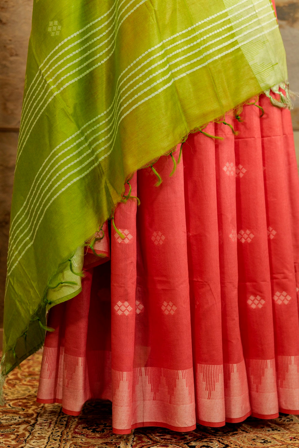 Pink Saree with weaving all over & light Green shade Pallu