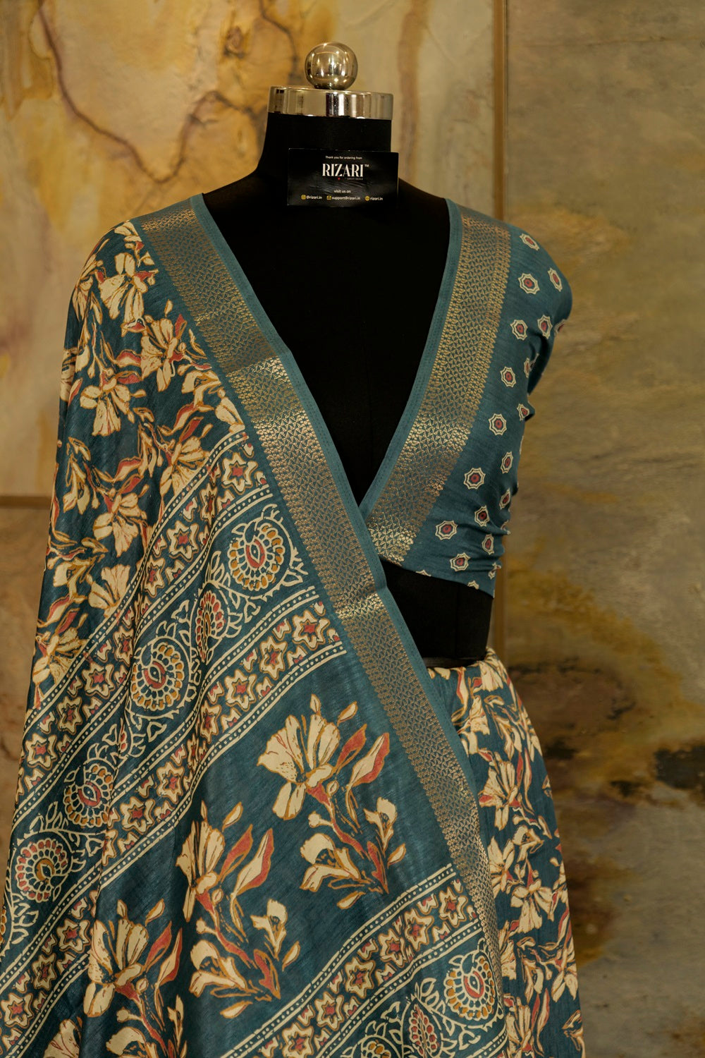 Peacock blue shade with floral print   daily wear saree with Blouse Piece