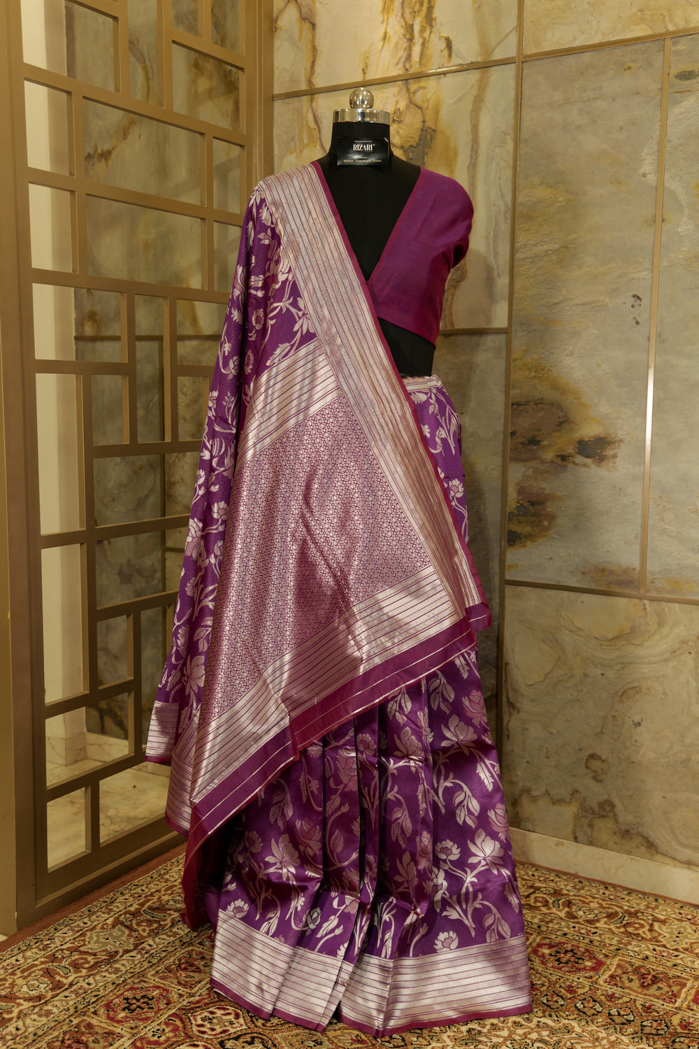 burgundy soft silk saree with Jaal weaving all over saree in silver thread. beautiful broad border