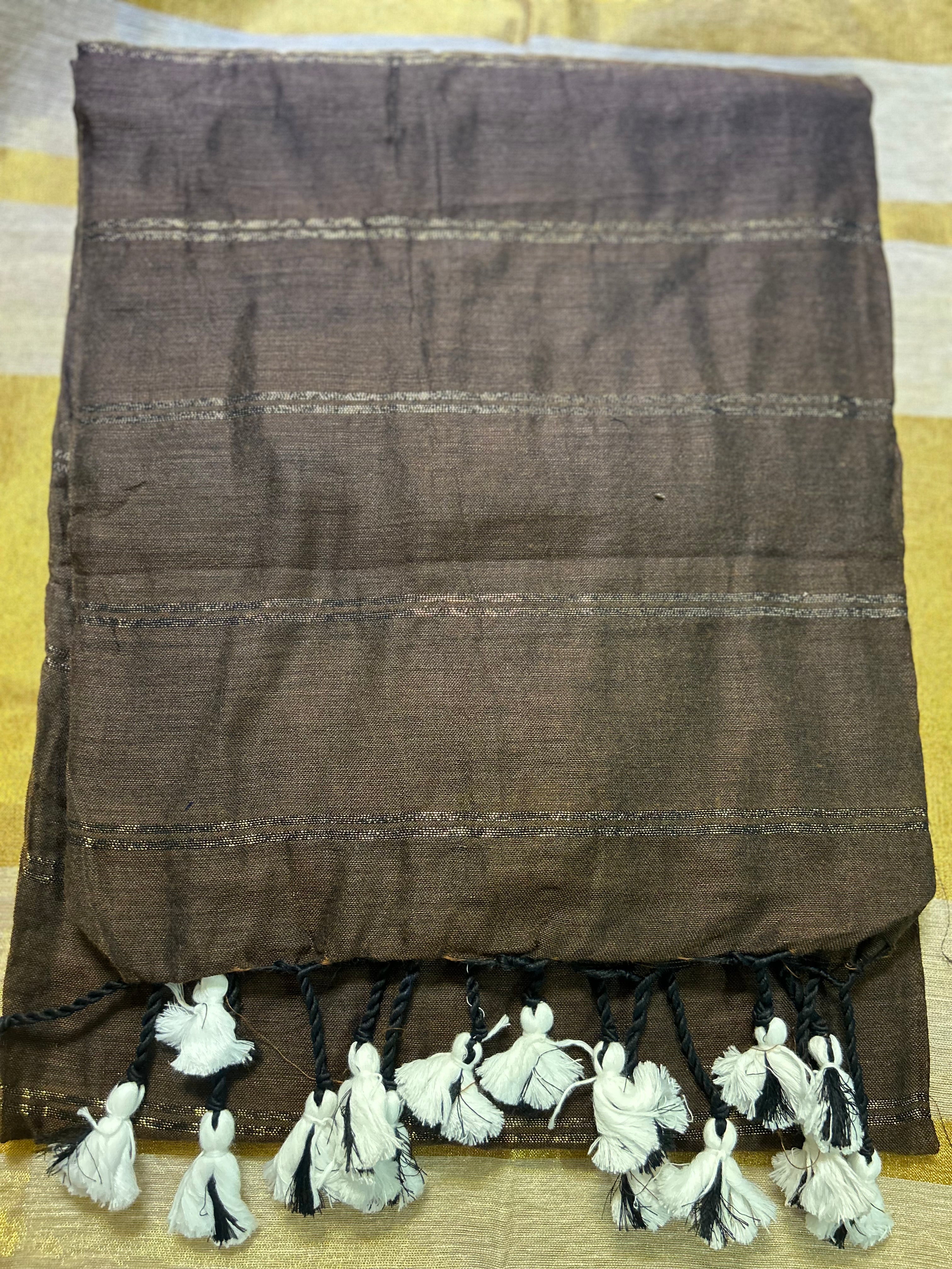 Cotton 
 Saree with Jari Stripes