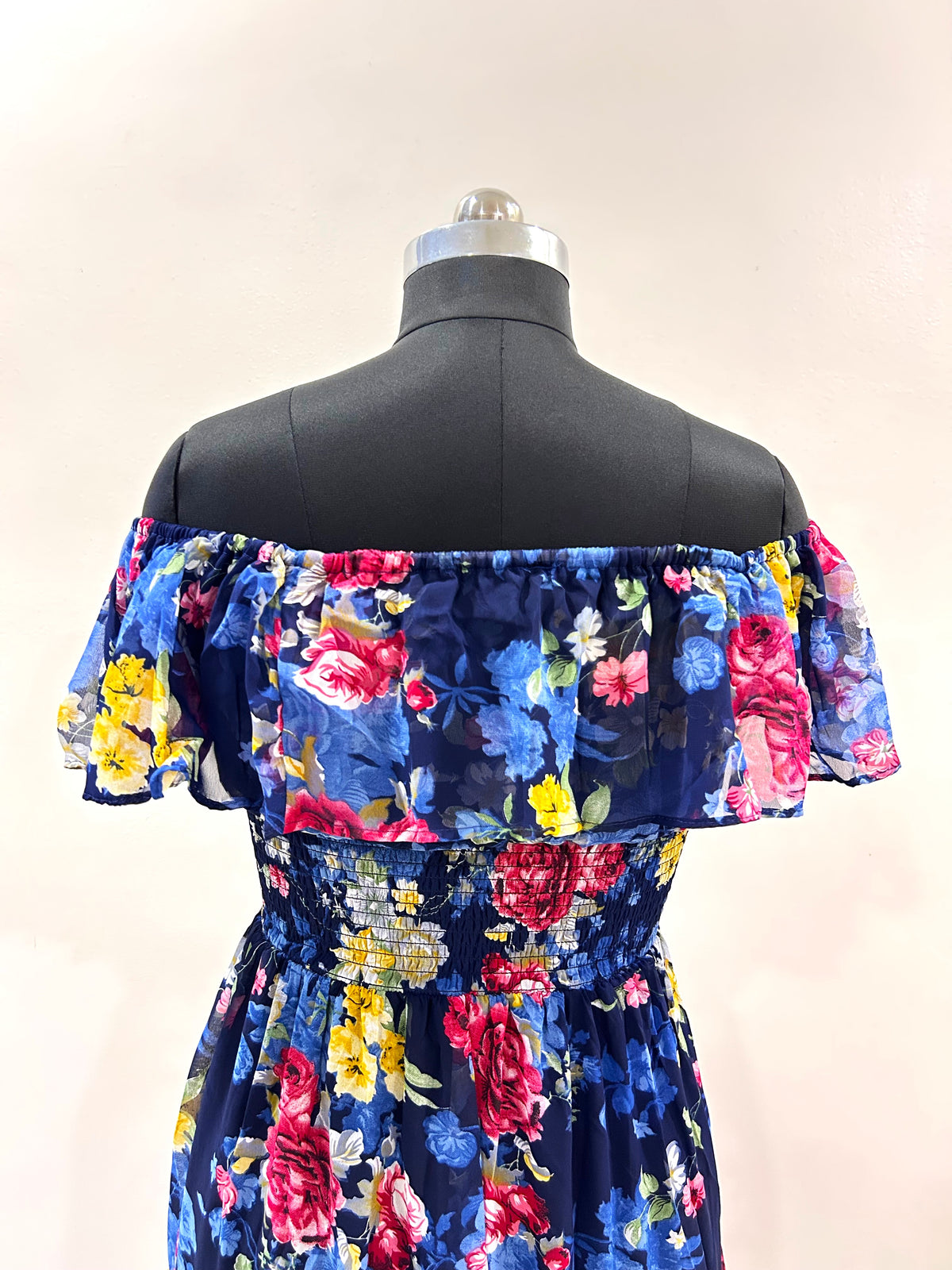 Off-shoulders Floral Midi Dress - printed