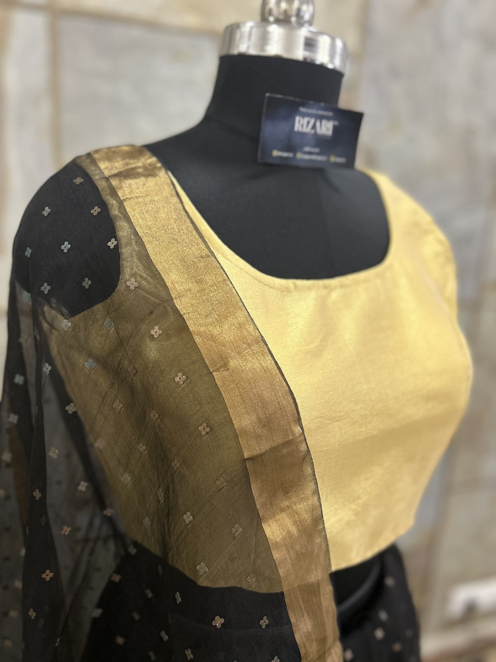 Exclusive Short Sleeves Design Blouse  - Gold