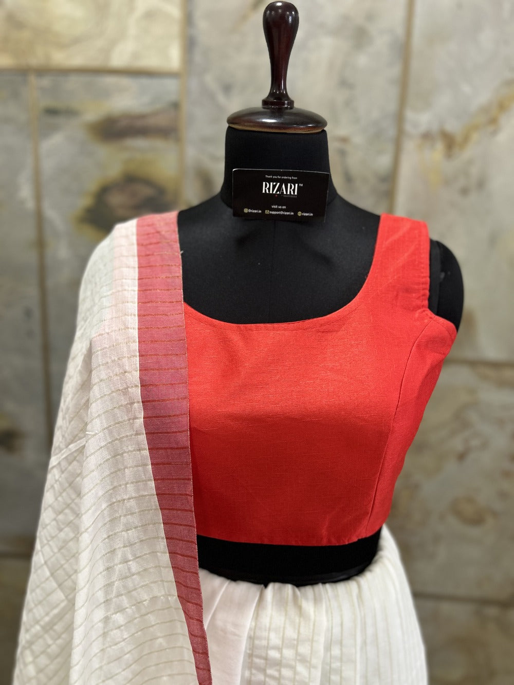 Exclusive Short Sleeves Design Blouse  - Red